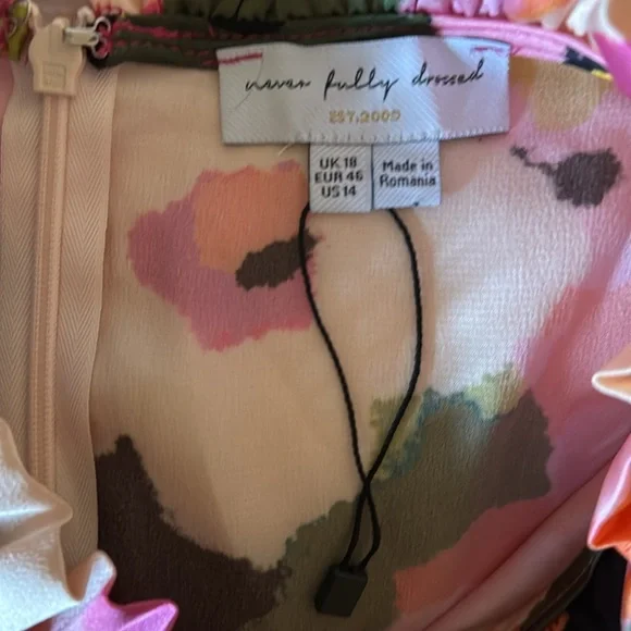 NWOT Never Fully Dressed Winter Blossom Beau Dress - US Size 14 - Picture 11 of 12